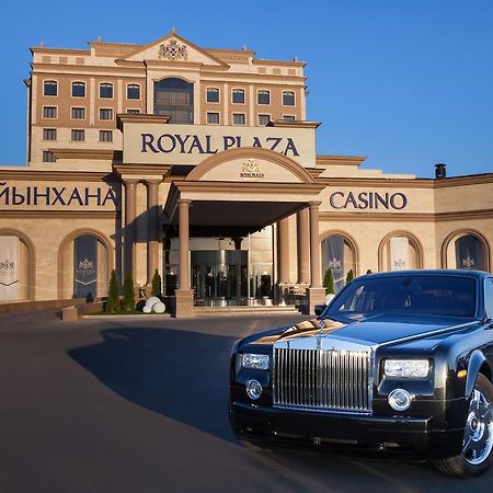 Royal Plaza Hotel And Casino Kapchagay Esterno foto